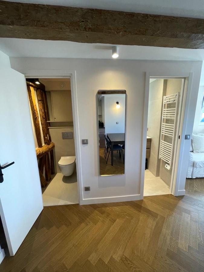 Les Hirondelles * Honfleur