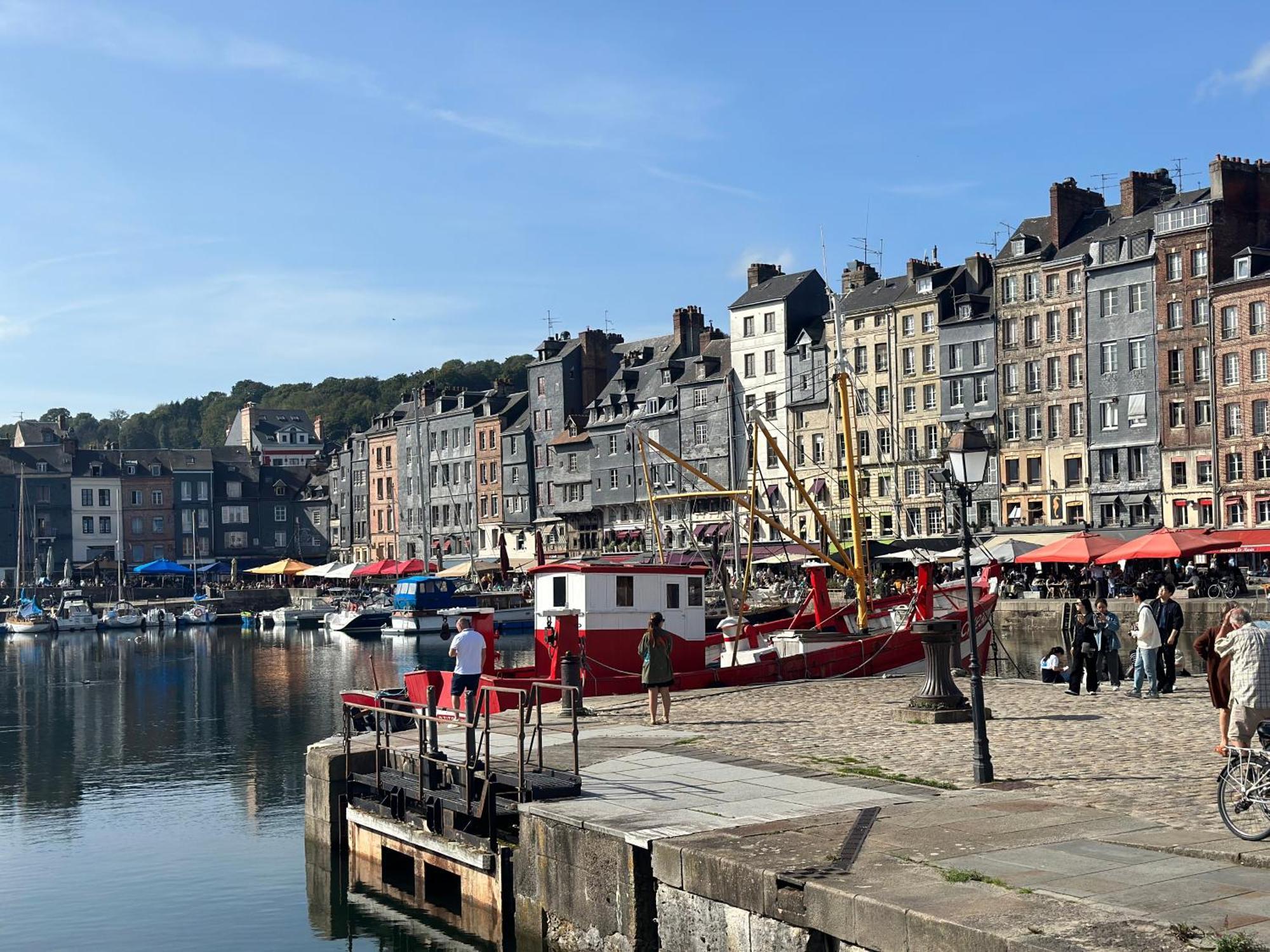 Les Hirondelles